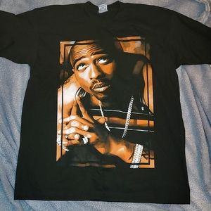 Tupac graphic tee